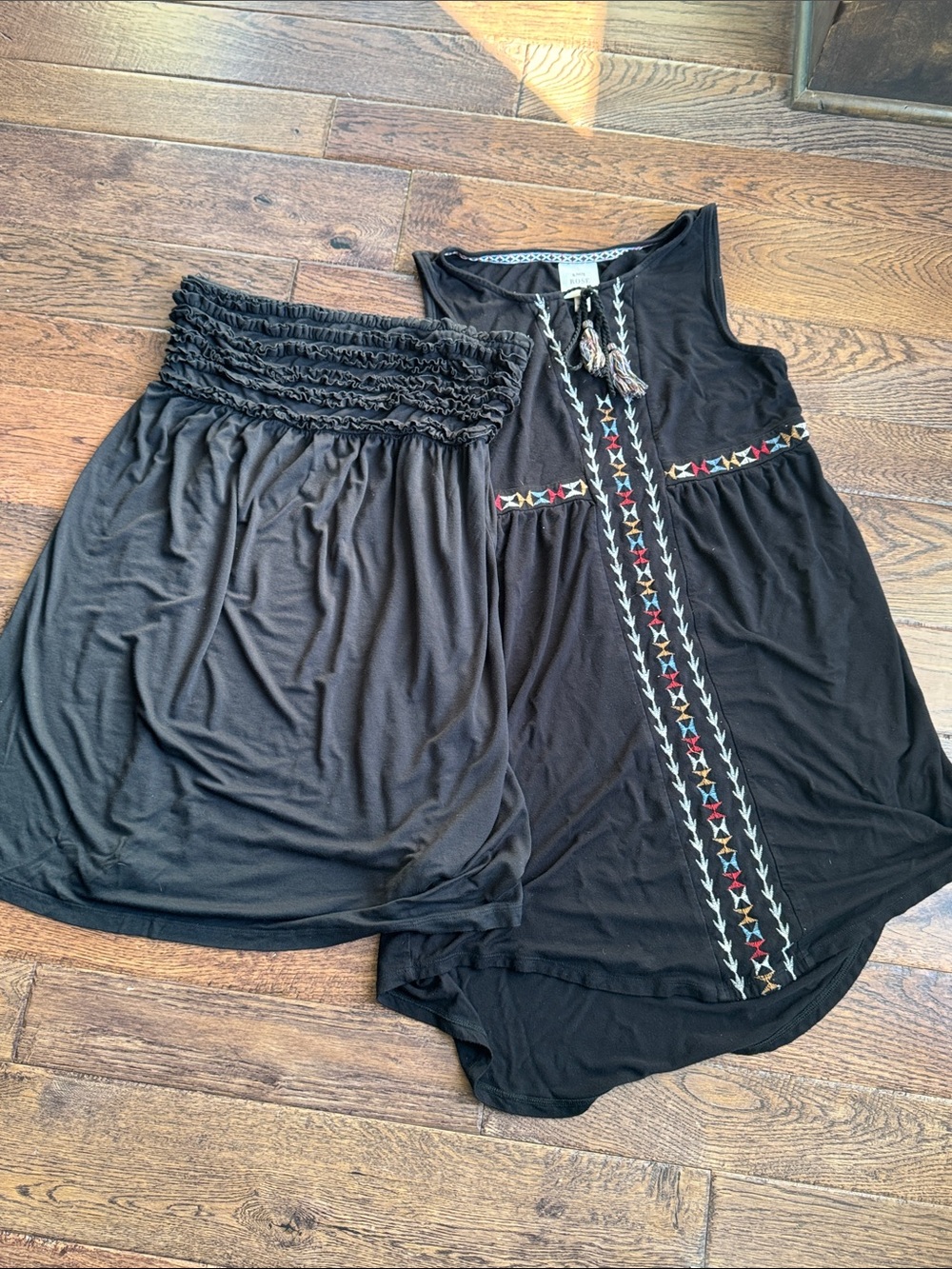 Mossimo Supply Co. Black Sleeveless Embroidered Mini Dress